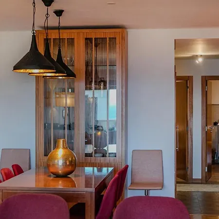 Lagoa's Seascape - Ocean View Terrace לאגואה